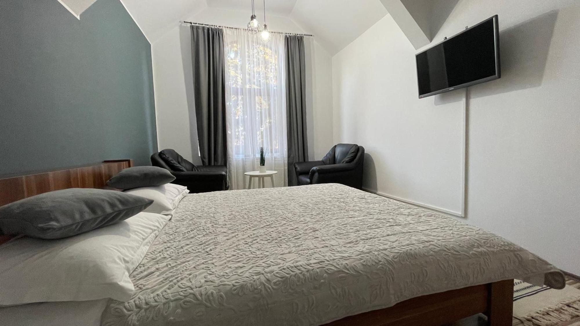 La Poarta Cetatii Villa Alba Iulia Eksteriør billede